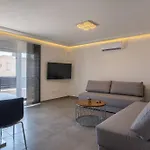 Teodora House Seafront Holiday home Kastela