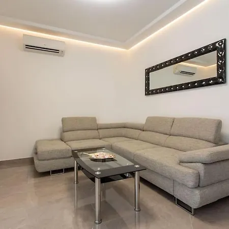 Сasa de vacaciones Teodora House Seafront Kaštela